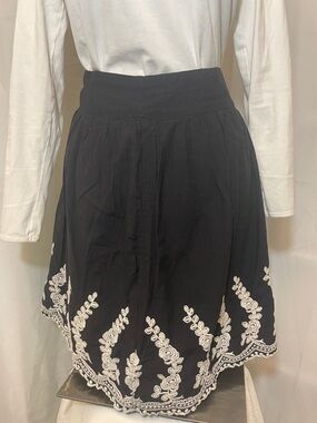 Candy Rain Black Embroidered Skirt - Women Size M, Waist 30”, Length 19” cotton